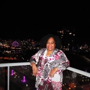 Meet your Posher, Vika